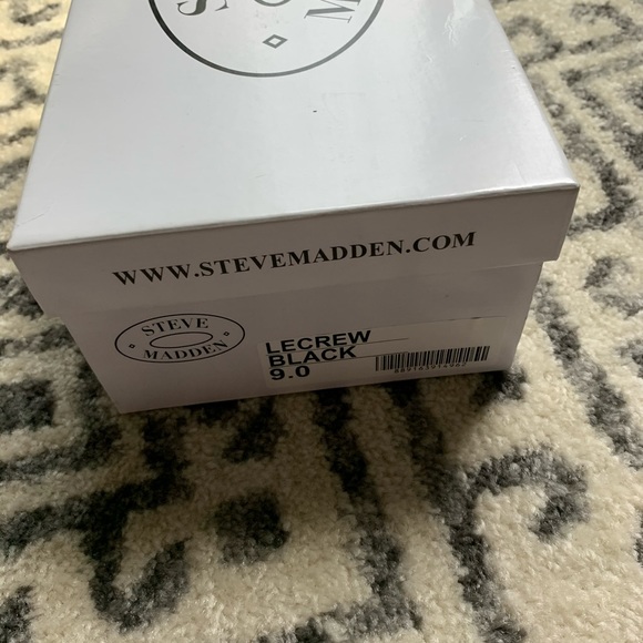 Steve Madden lecrew lace up flats - Picture 4 of 4